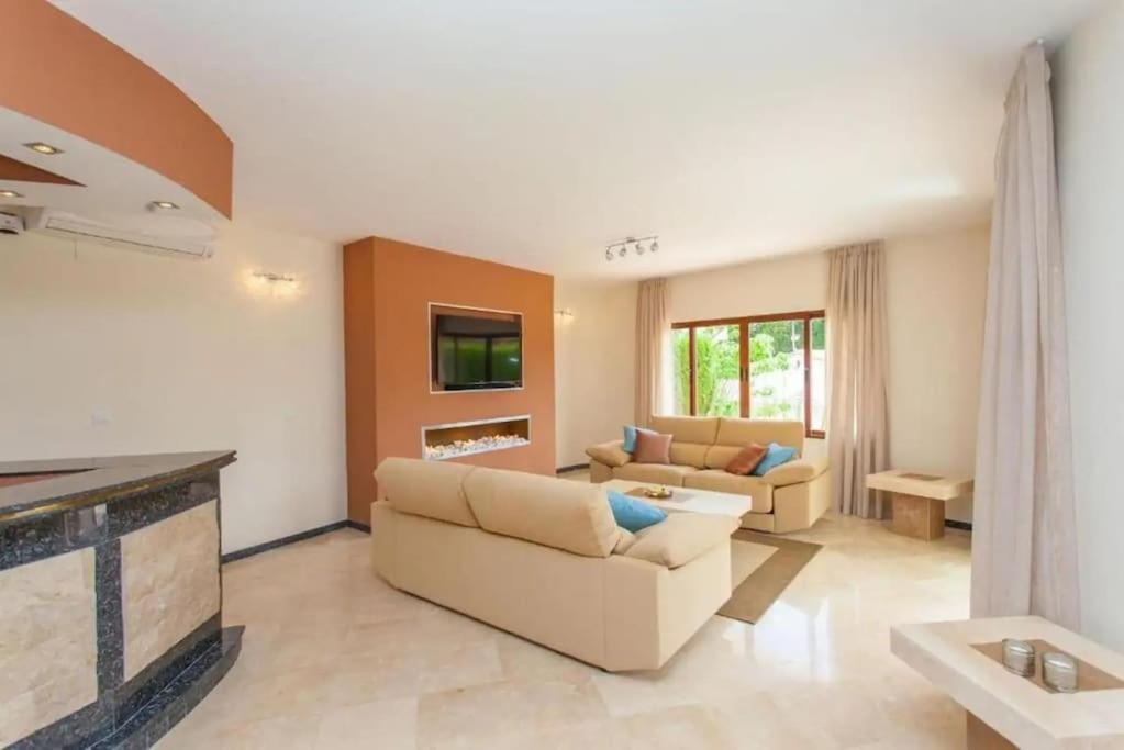 Summer Offers! Fabulous Luxury Villa Near The Beach Sleeps 8 Benalmadena Luaran gambar
