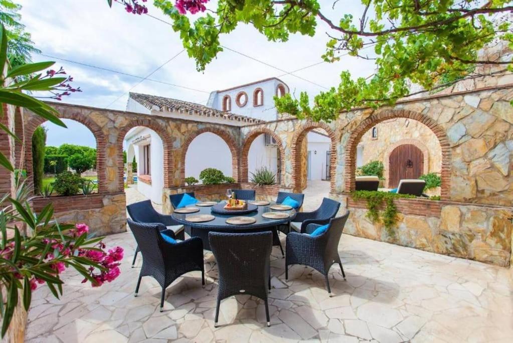 Summer Offers! Fabulous Luxury Villa Near The Beach Sleeps 8 Benalmadena Luaran gambar
