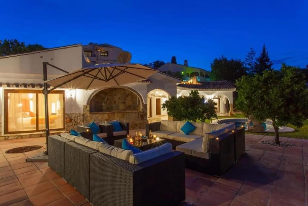 Summer Offers! Fabulous Luxury Villa Near The Beach Sleeps 8 Benalmadena Luaran gambar